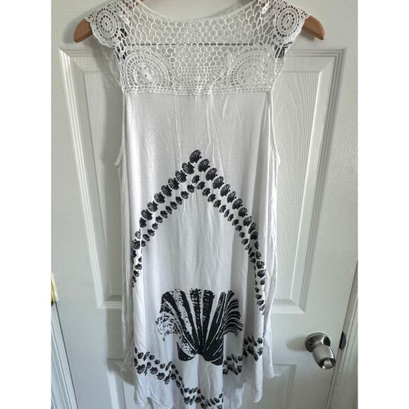 White and Black Exist Dress or Beach Cover Up size S M - Picture 4 of 5